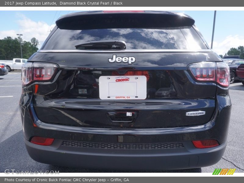 Diamond Black Crystal Pearl / Black 2017 Jeep Compass Latitude