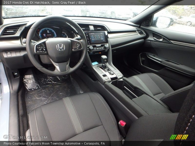 Sonic Gray Pearl / Black 2017 Honda Civic EX Hatchback