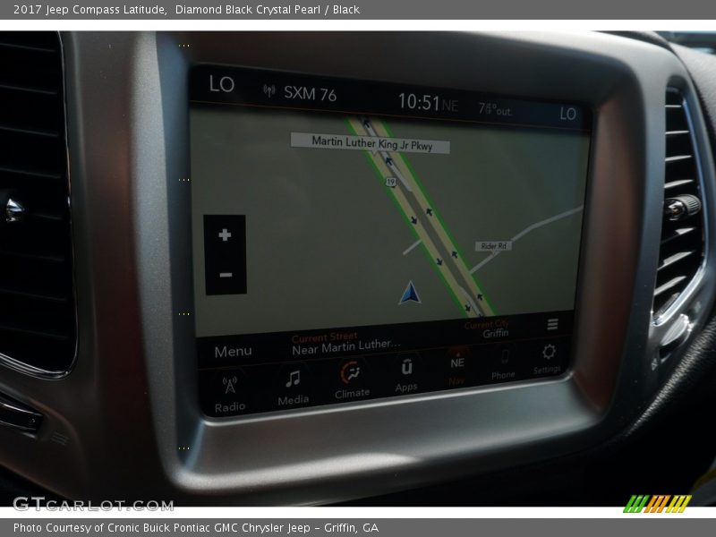 Diamond Black Crystal Pearl / Black 2017 Jeep Compass Latitude