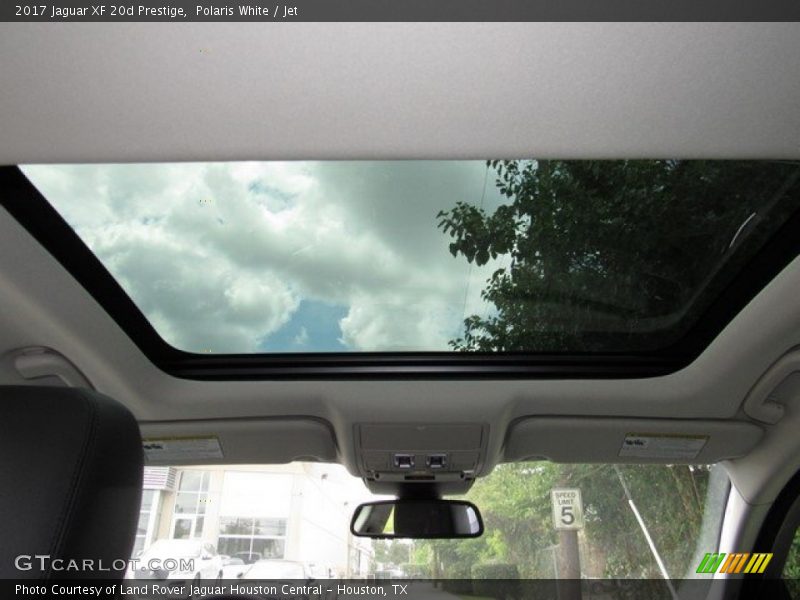 Polaris White / Jet 2017 Jaguar XF 20d Prestige