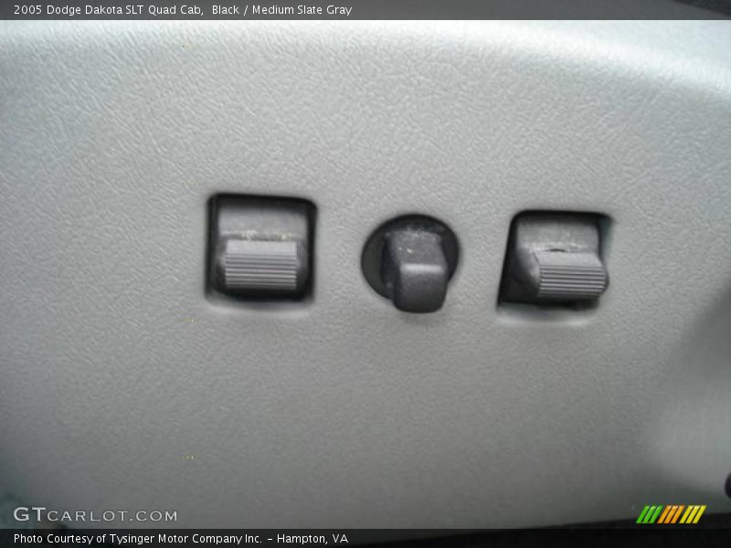 Black / Medium Slate Gray 2005 Dodge Dakota SLT Quad Cab