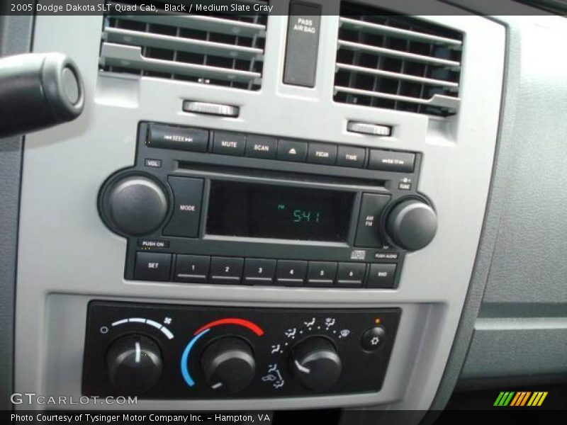 Black / Medium Slate Gray 2005 Dodge Dakota SLT Quad Cab