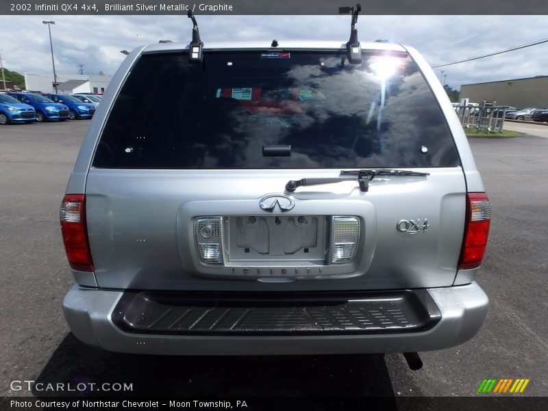 Brilliant Silver Metallic / Graphite 2002 Infiniti QX4 4x4