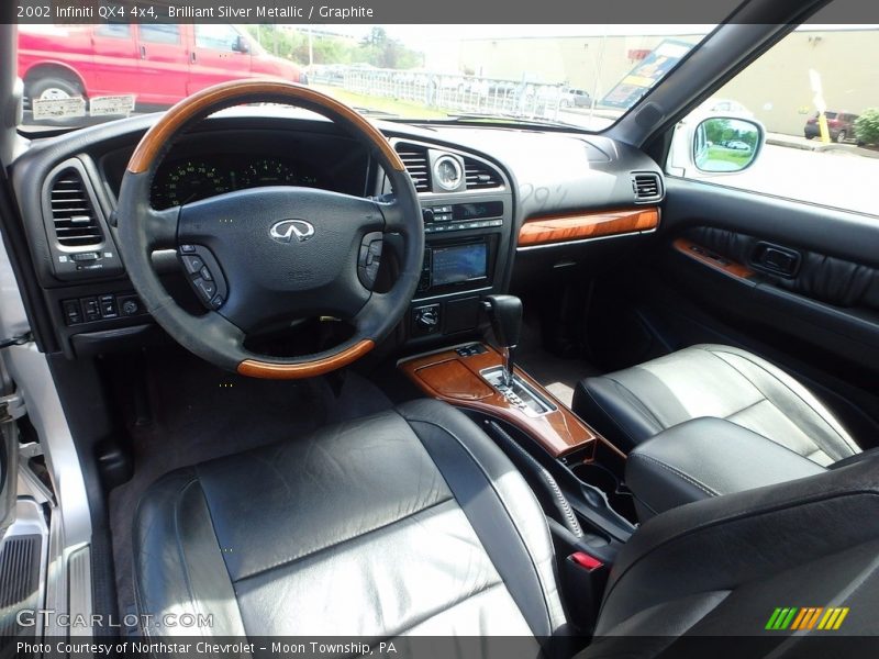 Brilliant Silver Metallic / Graphite 2002 Infiniti QX4 4x4