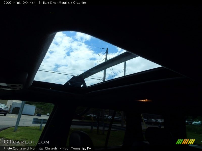 Brilliant Silver Metallic / Graphite 2002 Infiniti QX4 4x4