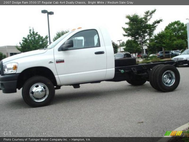 Bright White / Medium Slate Gray 2007 Dodge Ram 3500 ST Regular Cab 4x4 Dually Chassis