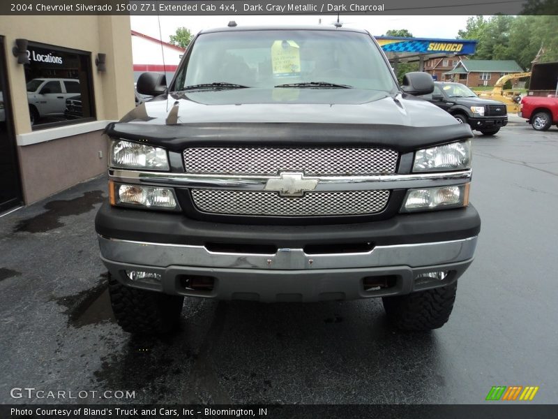 Dark Gray Metallic / Dark Charcoal 2004 Chevrolet Silverado 1500 Z71 Extended Cab 4x4