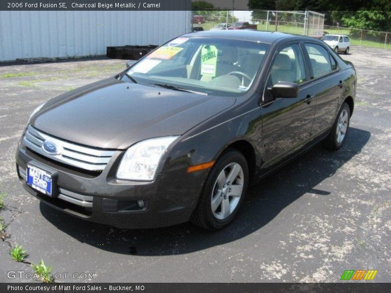 Charcoal Beige Metallic / Camel 2006 Ford Fusion SE