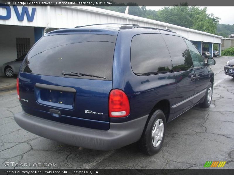 Patriot Blue Pearlcoat / Mist Gray 2000 Dodge Grand Caravan