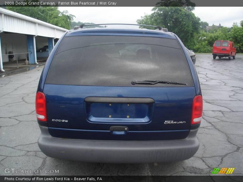 Patriot Blue Pearlcoat / Mist Gray 2000 Dodge Grand Caravan