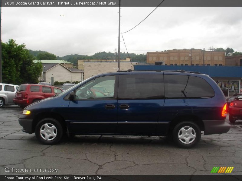 Patriot Blue Pearlcoat / Mist Gray 2000 Dodge Grand Caravan