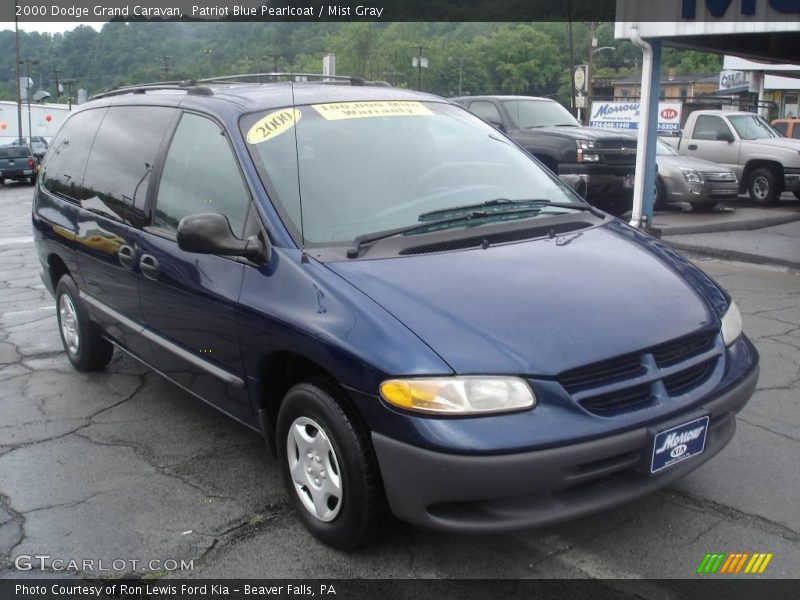 Patriot Blue Pearlcoat / Mist Gray 2000 Dodge Grand Caravan