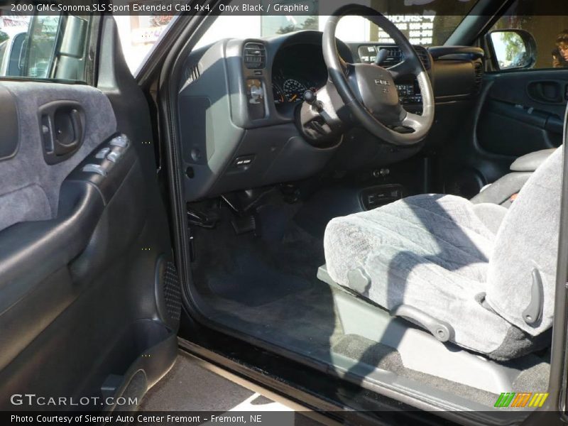 Onyx Black / Graphite 2000 GMC Sonoma SLS Sport Extended Cab 4x4