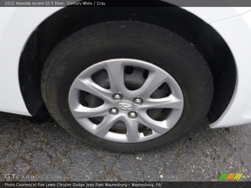 Century White / Gray 2012 Hyundai Accent GS 5 Door