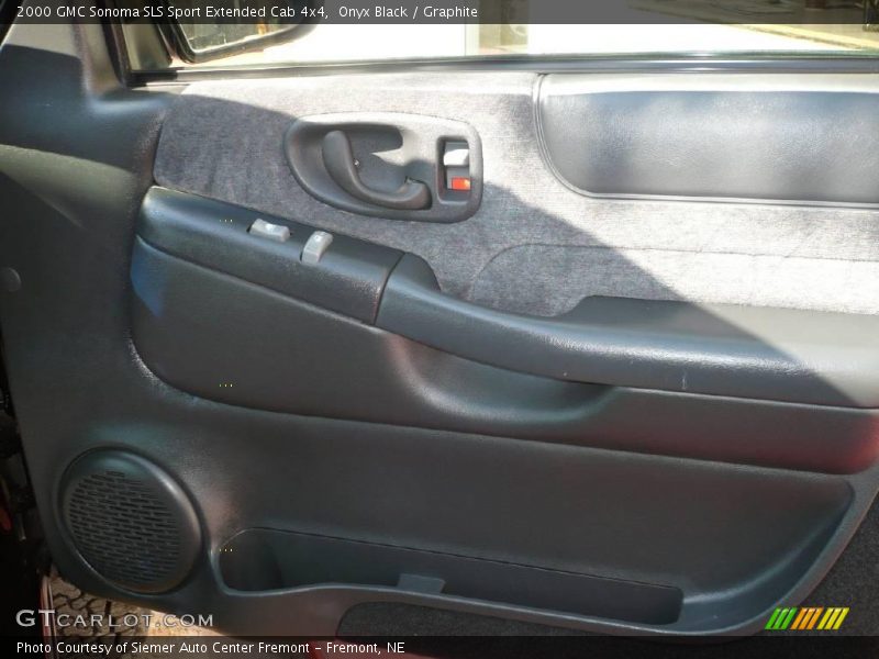 Onyx Black / Graphite 2000 GMC Sonoma SLS Sport Extended Cab 4x4