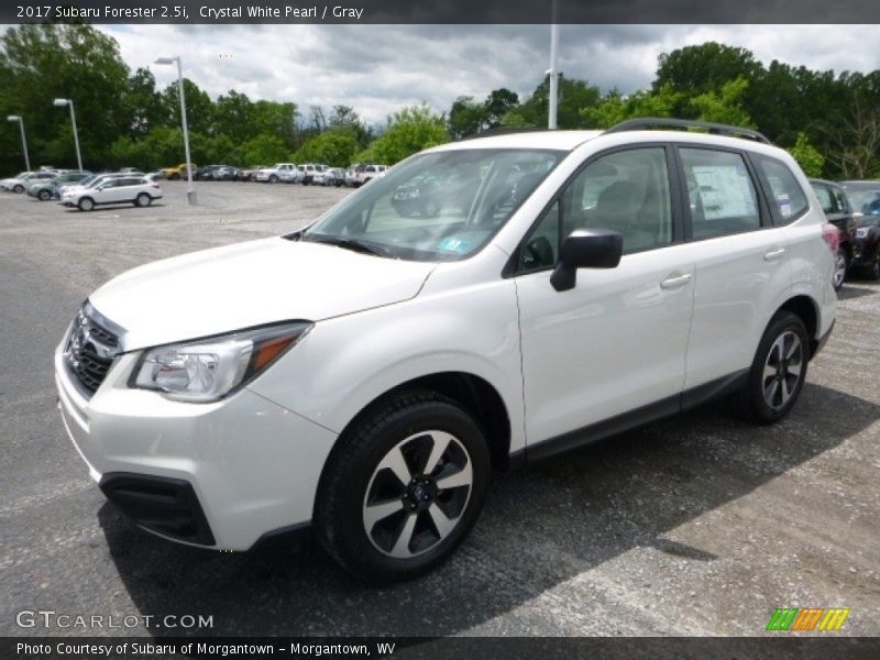 Crystal White Pearl / Gray 2017 Subaru Forester 2.5i