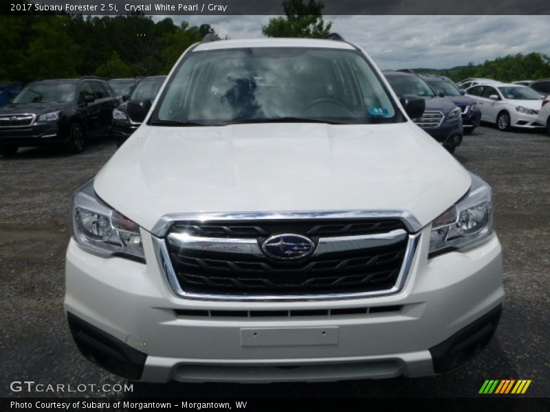 Crystal White Pearl / Gray 2017 Subaru Forester 2.5i