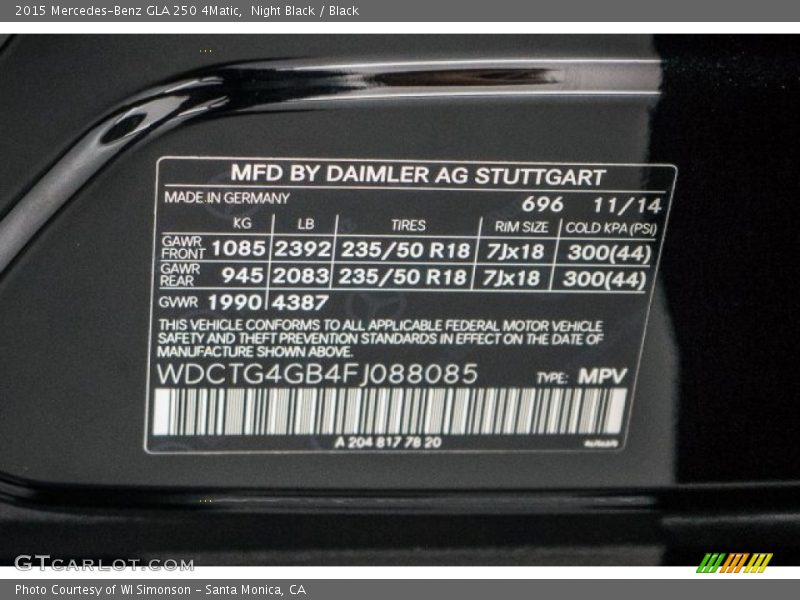 Night Black / Black 2015 Mercedes-Benz GLA 250 4Matic