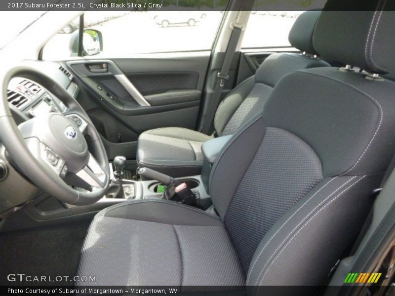 Crystal Black Silica / Gray 2017 Subaru Forester 2.5i