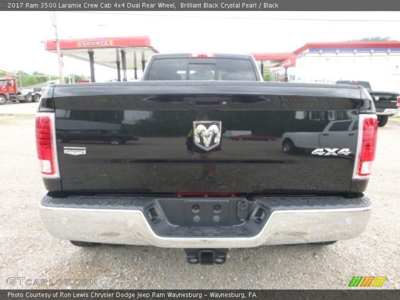 Brilliant Black Crystal Pearl / Black 2017 Ram 3500 Laramie Crew Cab 4x4 Dual Rear Wheel
