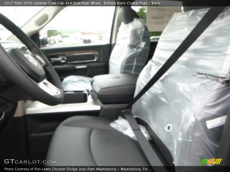 Brilliant Black Crystal Pearl / Black 2017 Ram 3500 Laramie Crew Cab 4x4 Dual Rear Wheel