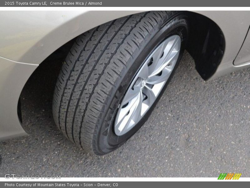 Creme Brulee Mica / Almond 2015 Toyota Camry LE