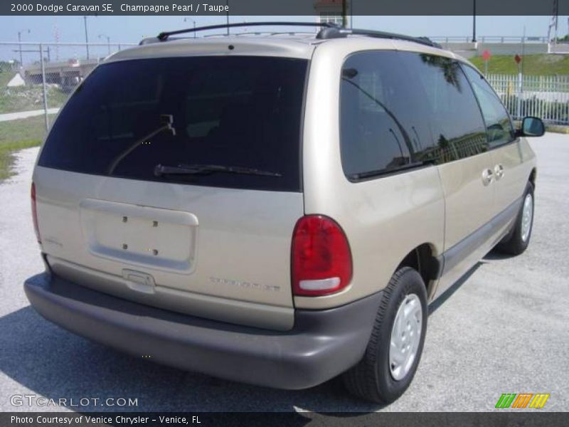 Champagne Pearl / Taupe 2000 Dodge Caravan SE