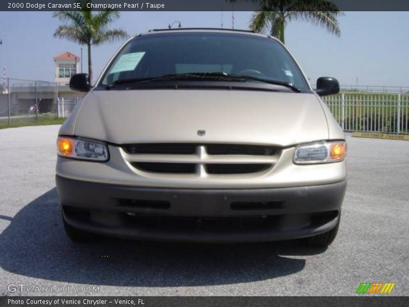 Champagne Pearl / Taupe 2000 Dodge Caravan SE