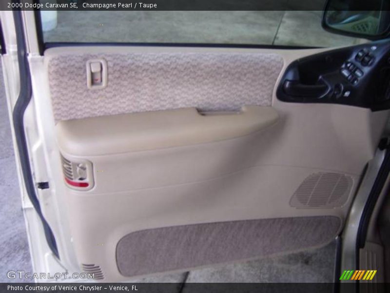 Champagne Pearl / Taupe 2000 Dodge Caravan SE