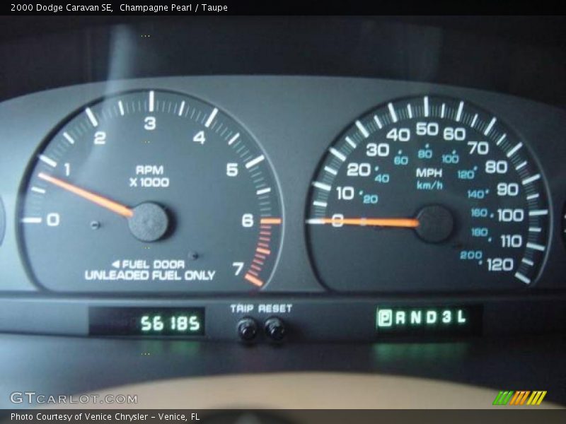 Champagne Pearl / Taupe 2000 Dodge Caravan SE