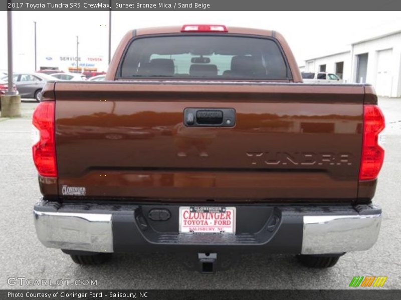 Sunset Bronze Mica / Sand Beige 2017 Toyota Tundra SR5 CrewMax