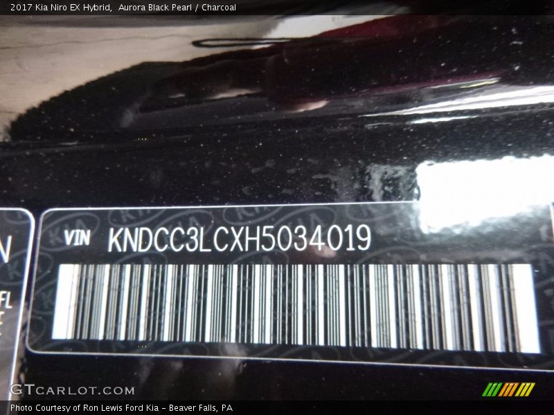 Aurora Black Pearl / Charcoal 2017 Kia Niro EX Hybrid