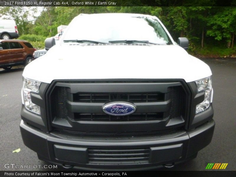 Oxford White / Earth Gray 2017 Ford F150 XL Regular Cab 4x4