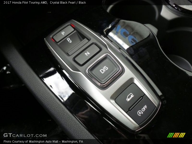 Crystal Black Pearl / Black 2017 Honda Pilot Touring AWD