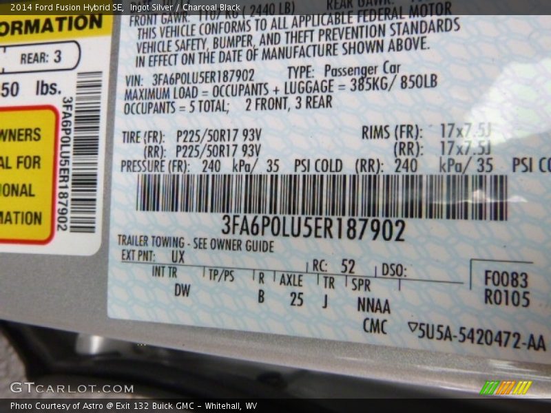 Ingot Silver / Charcoal Black 2014 Ford Fusion Hybrid SE