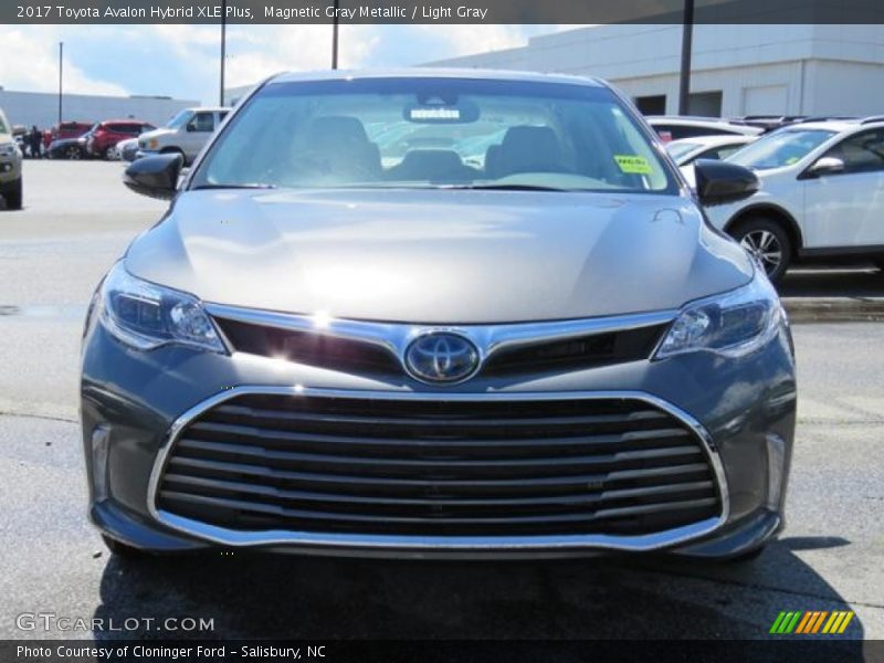 Magnetic Gray Metallic / Light Gray 2017 Toyota Avalon Hybrid XLE Plus