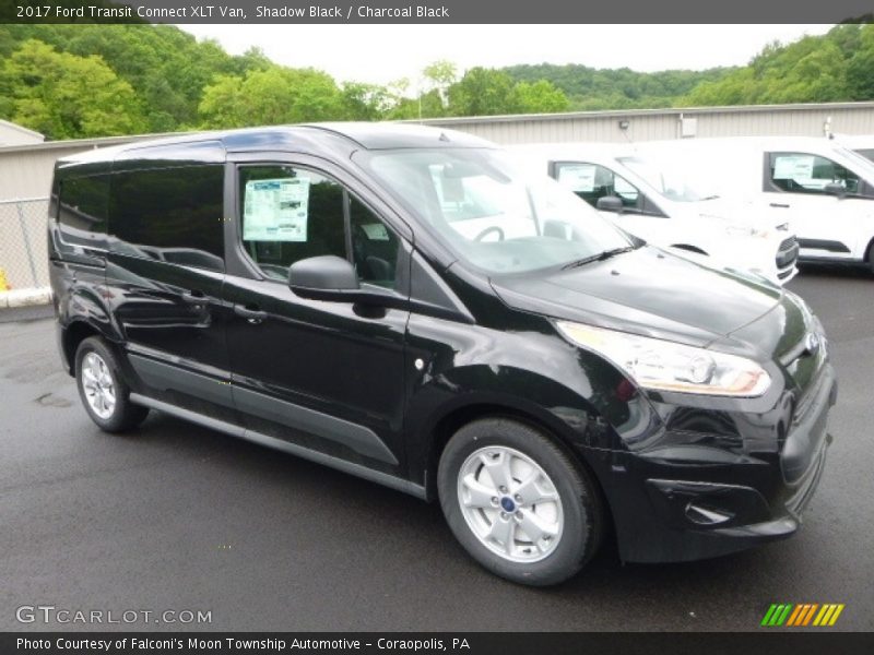 Front 3/4 View of 2017 Transit Connect XLT Van