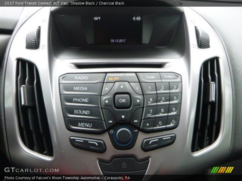 Controls of 2017 Transit Connect XLT Van