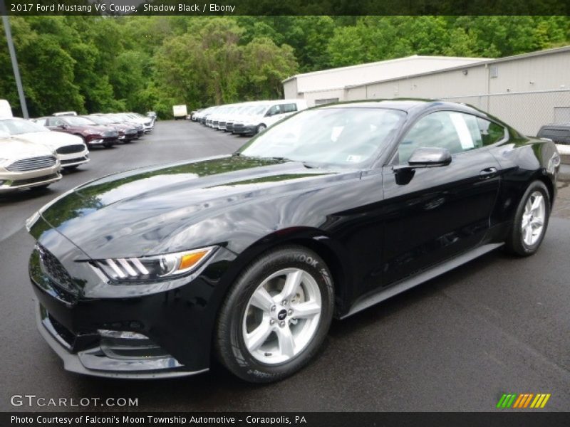 Front 3/4 View of 2017 Mustang V6 Coupe