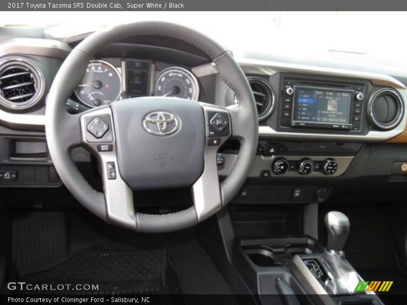 Super White / Black 2017 Toyota Tacoma SR5 Double Cab