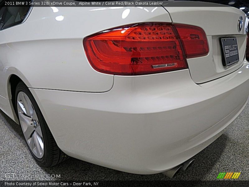 Alpine White / Coral Red/Black Dakota Leather 2011 BMW 3 Series 328i xDrive Coupe