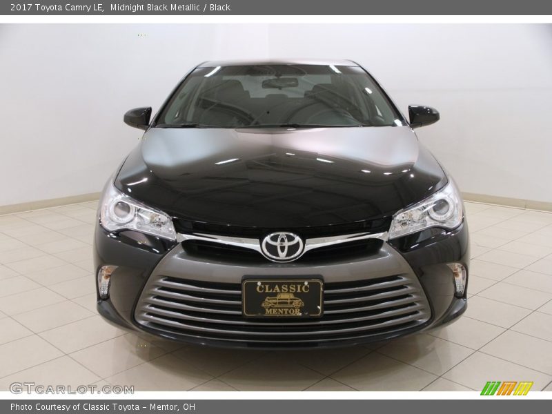 Midnight Black Metallic / Black 2017 Toyota Camry LE