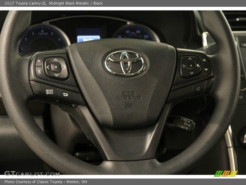 Midnight Black Metallic / Black 2017 Toyota Camry LE