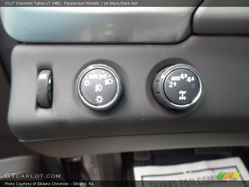 Pepperdust Metallic / Jet Black/Dark Ash 2017 Chevrolet Tahoe LT 4WD