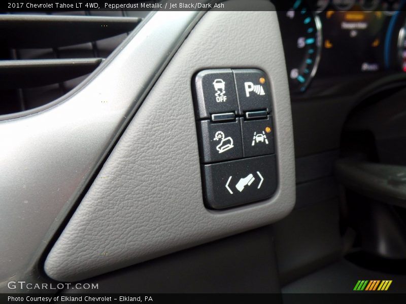 Pepperdust Metallic / Jet Black/Dark Ash 2017 Chevrolet Tahoe LT 4WD