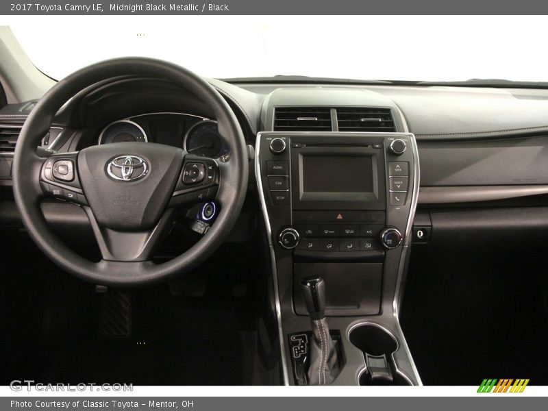 Midnight Black Metallic / Black 2017 Toyota Camry LE