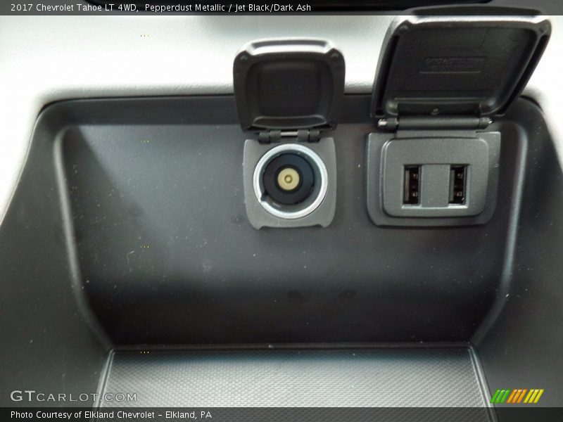 Pepperdust Metallic / Jet Black/Dark Ash 2017 Chevrolet Tahoe LT 4WD