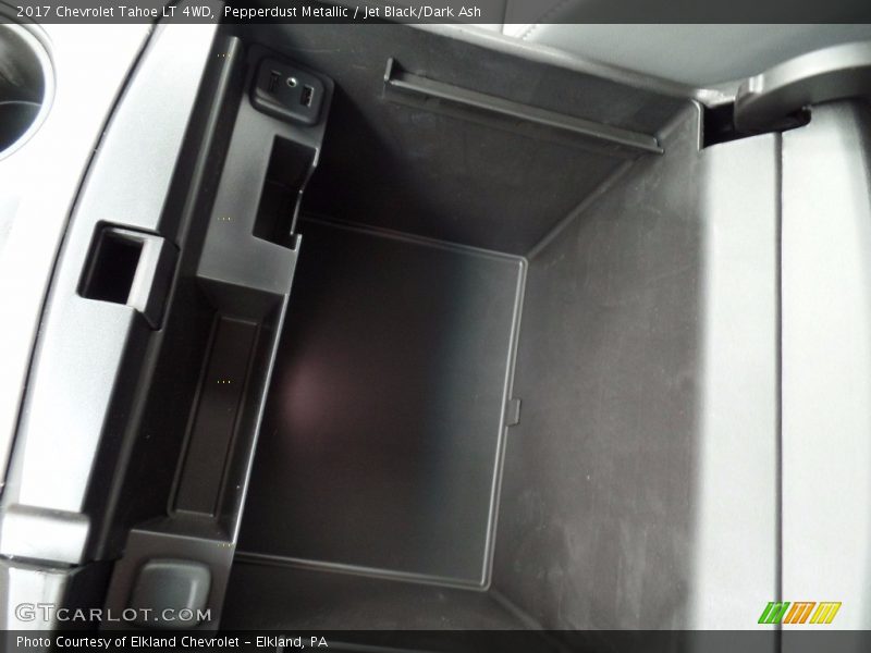 Pepperdust Metallic / Jet Black/Dark Ash 2017 Chevrolet Tahoe LT 4WD