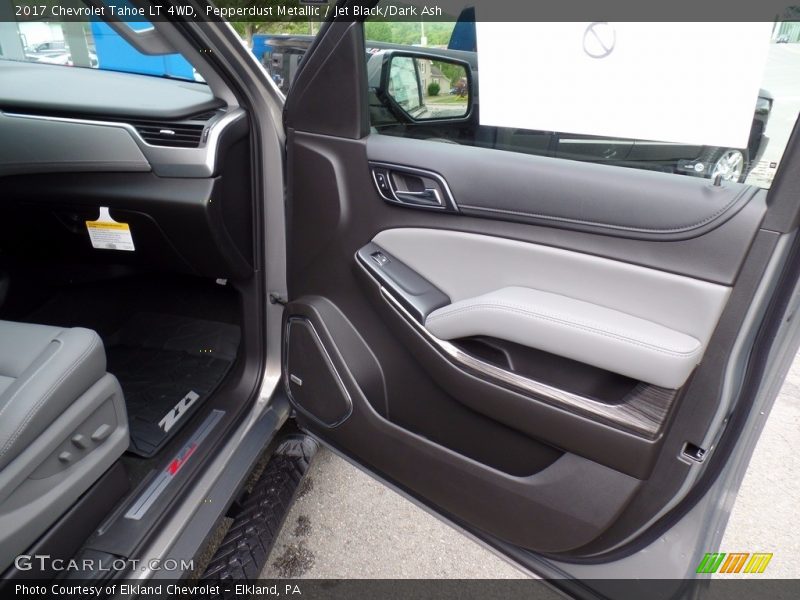 Pepperdust Metallic / Jet Black/Dark Ash 2017 Chevrolet Tahoe LT 4WD