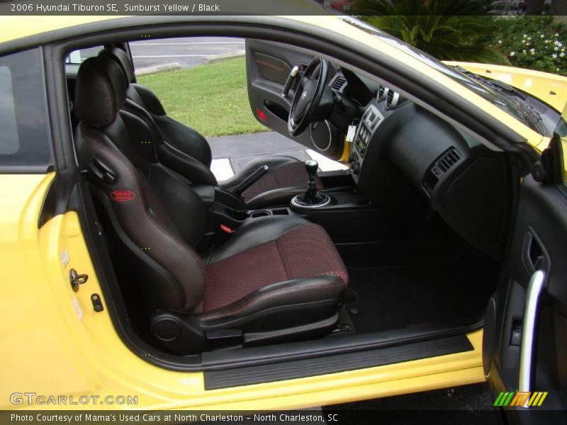 Sunburst Yellow / Black 2006 Hyundai Tiburon SE